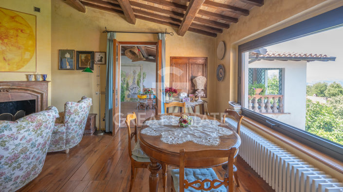 Image No.52-5 Bed Villa for sale