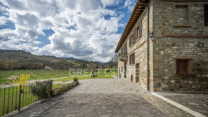 Image No.11-Maison de campagne de 4 chambres à vendre à Castèl Focognano