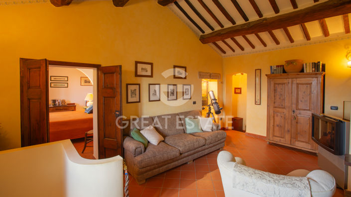 Image No.14-4 Bed Country House for sale