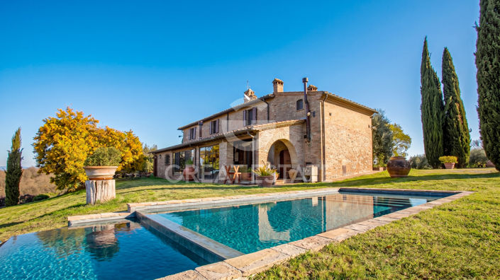 Image No.16-4 Bed Country House for sale