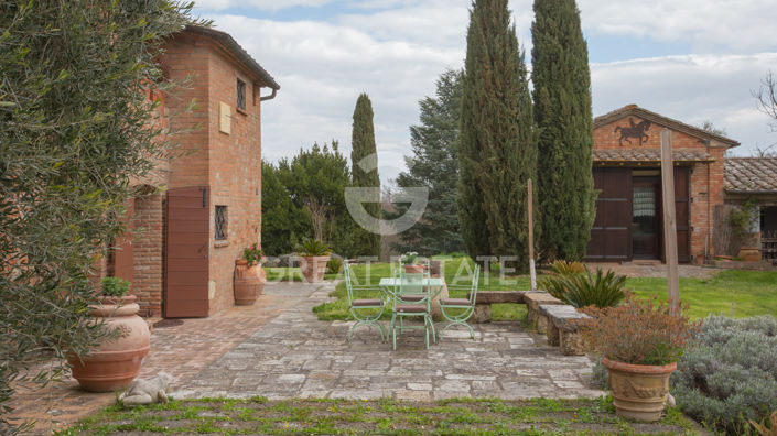 Image No.5-4 Bed Country House for sale