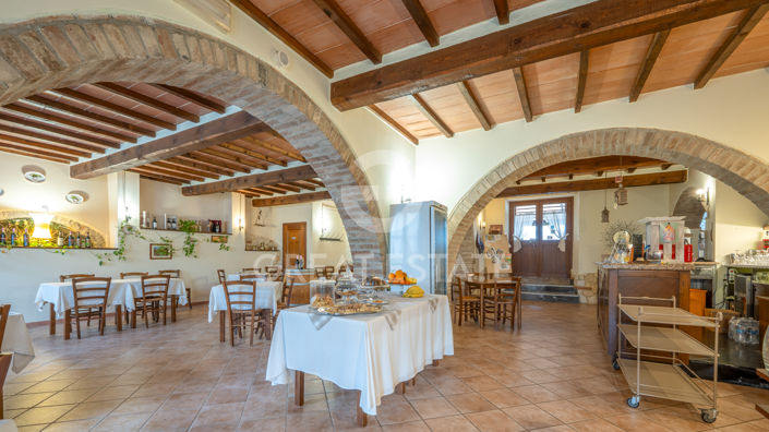 Image No.14-5 Bed Country House for sale