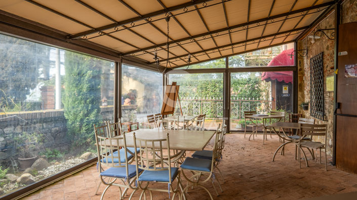 Image No.17-5 Bed Country House for sale