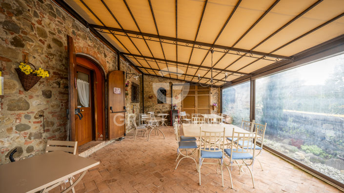 Image No.18-5 Bed Country House for sale