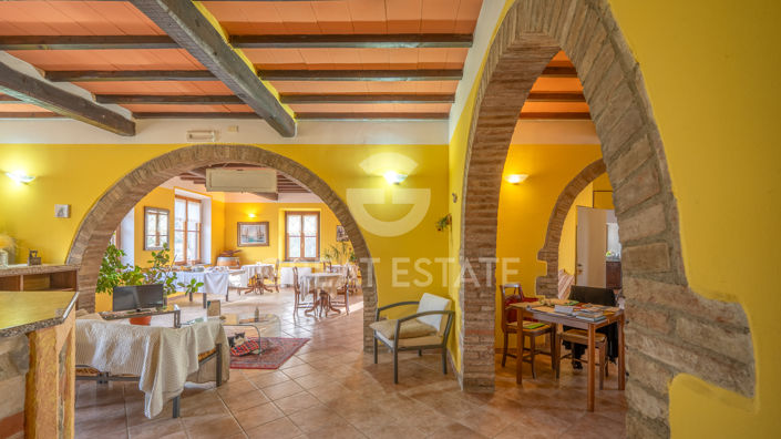 Image No.5-5 Bed Country House for sale