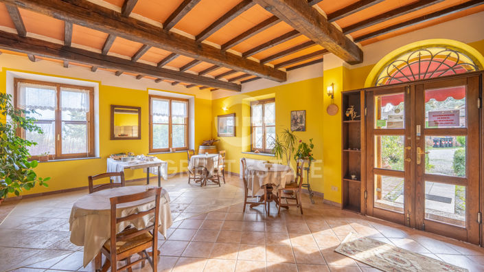 Image No.6-5 Bed Country House for sale