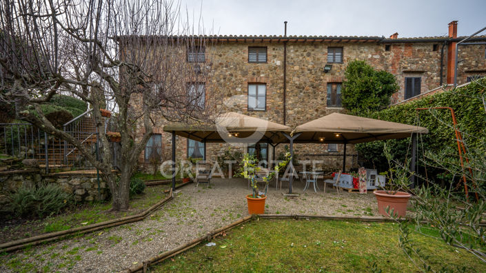 Image No.8-5 Bed Country House for sale