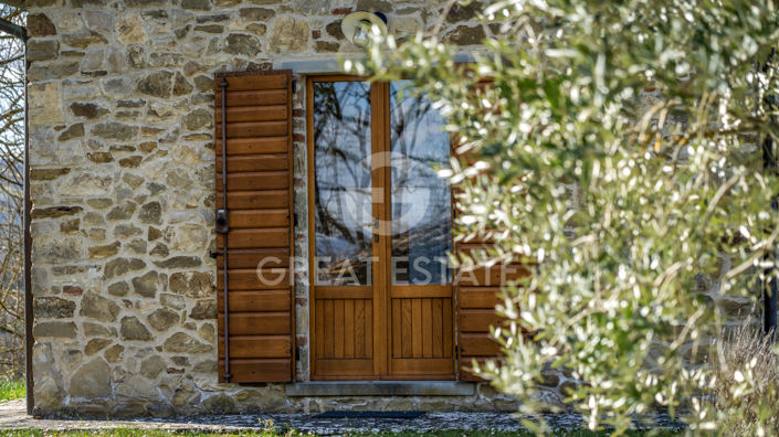 Image No.18-Maison de campagne de 6 chambres à vendre à Monterchi