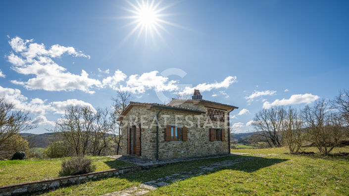 Image No.19-Maison de campagne de 6 chambres à vendre à Monterchi