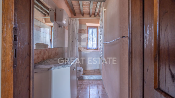 Image No.29-Maison de campagne de 6 chambres à vendre à Monterchi