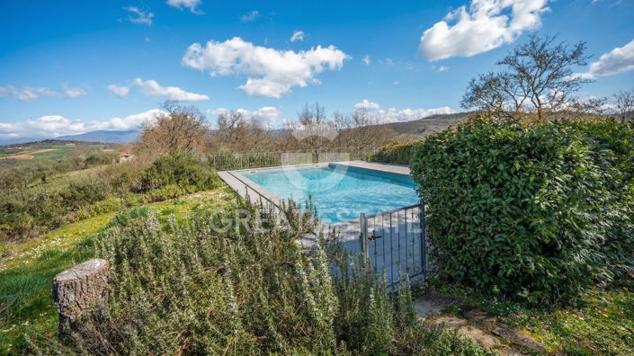 Image No.32-Maison de campagne de 6 chambres à vendre à Monterchi