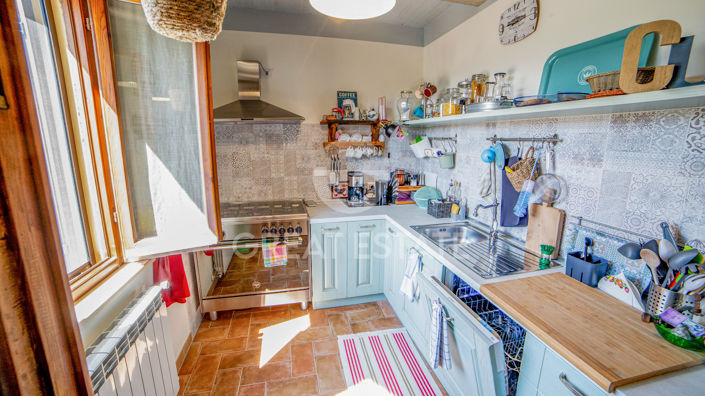 Image No.20-8 Bed Country House for sale