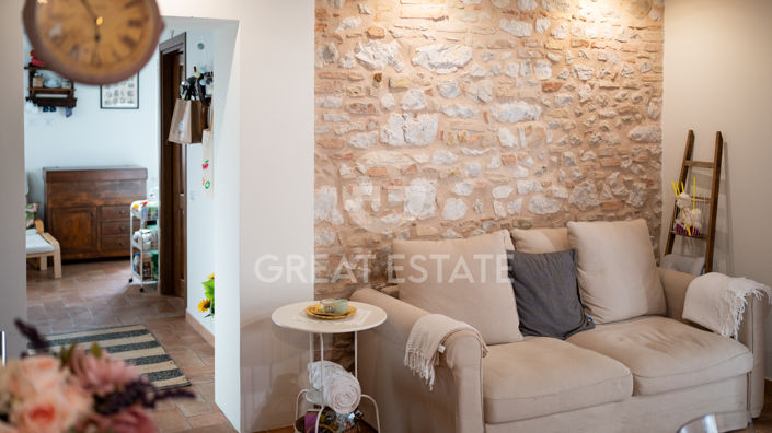 Image No.27-8 Bed Country House for sale