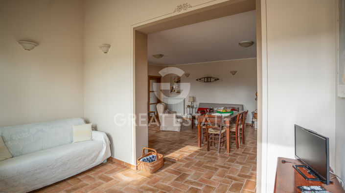 Image No.33-Maison de campagne de 8 chambres à vendre à Castèl Ritaldi