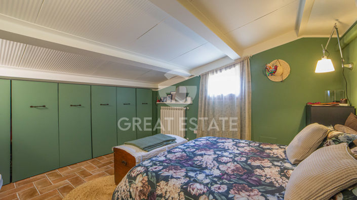 Image No.6-8 Bed Country House for sale