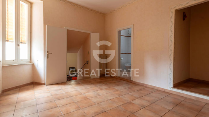 Image No.17-3 Bed Property for sale