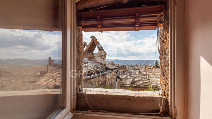 Image No.22-3 Bed Property for sale