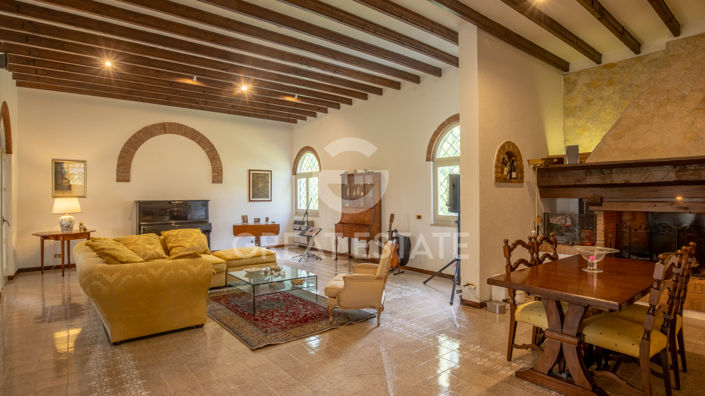 Image No.3-4 Bed Country House for sale