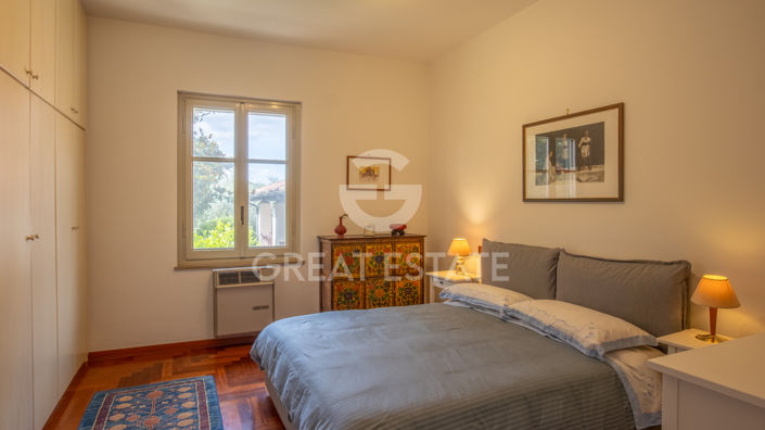 Image No.21-4 Bed Country House for sale