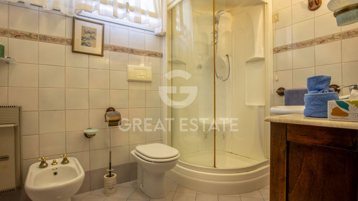 Image No.26-4 Bed Country House for sale