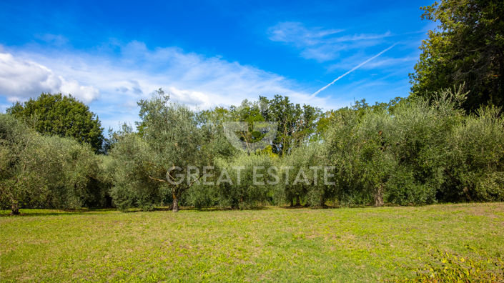 Image No.30-4 Bed Country House for sale