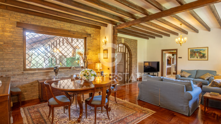 Image No.6-4 Bed Country House for sale