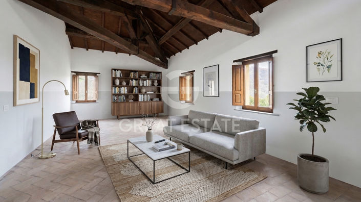 Image No.19-5 Bed Country House for sale