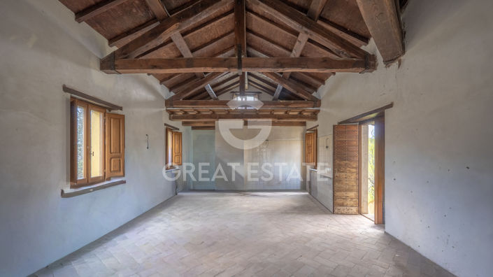 Image No.20-5 Bed Country House for sale