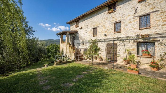 Image No.3-5 Bed Country House for sale