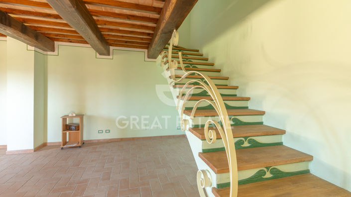 Image No.10-3 Bed Country House for sale