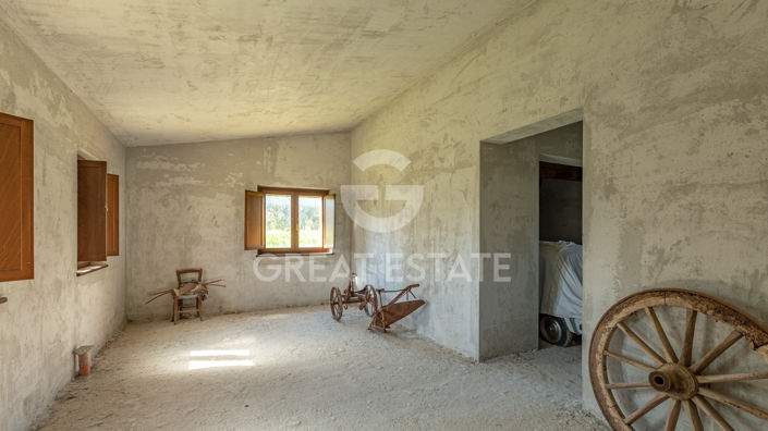 Image No.17-3 Bed Country House for sale