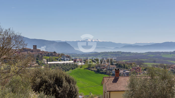 Image No.23-3 Bed Country House for sale