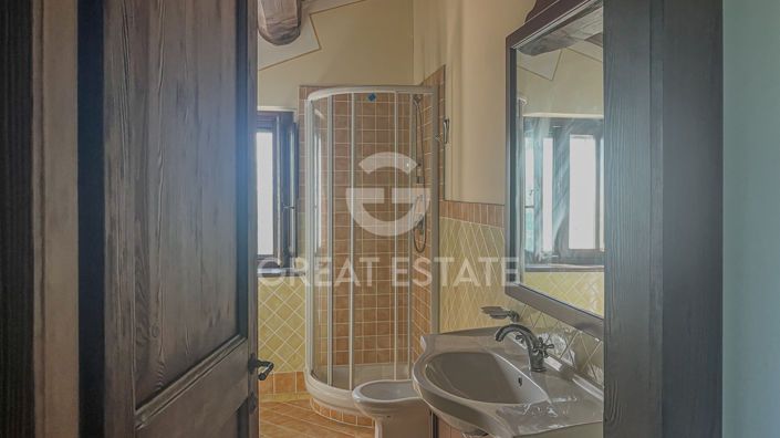 Image No.9-Maison de campagne de 3 chambres à vendre à Avigliano Umbro