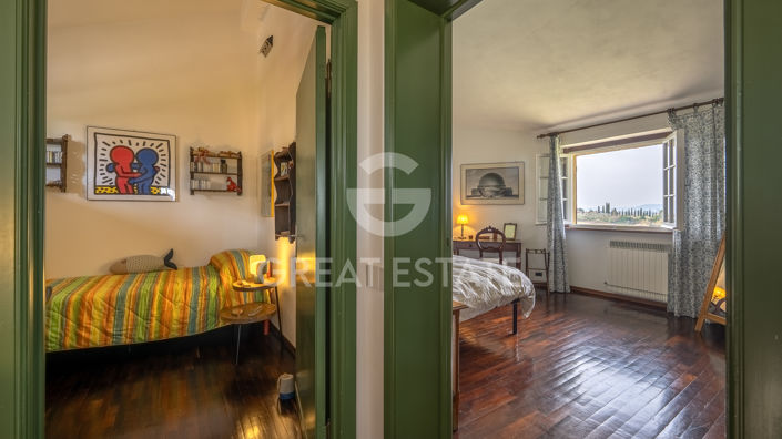 Image No.39-4 Bed Country House for sale