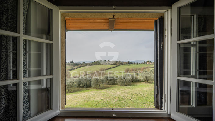 Image No.41-4 Bed Country House for sale