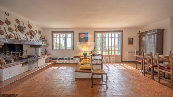 Image No.49-4 Bed Country House for sale