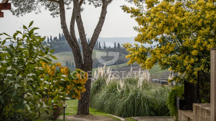 Image No.52-4 Bed Country House for sale