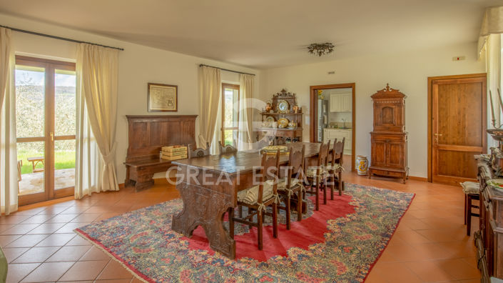 Image No.3-Maison de campagne de 14 chambres à vendre à Corciano