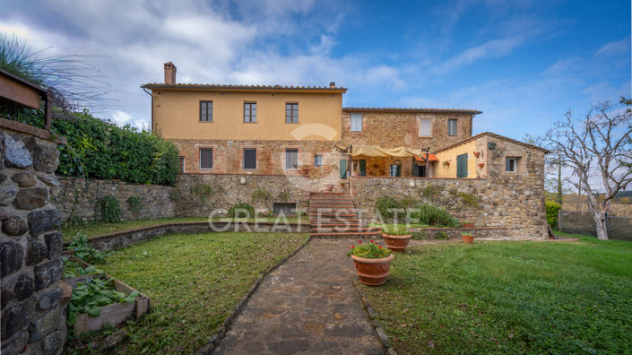 Image No.11-10 Bed Country House for sale