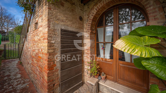 Image No.14-10 Bed Country House for sale