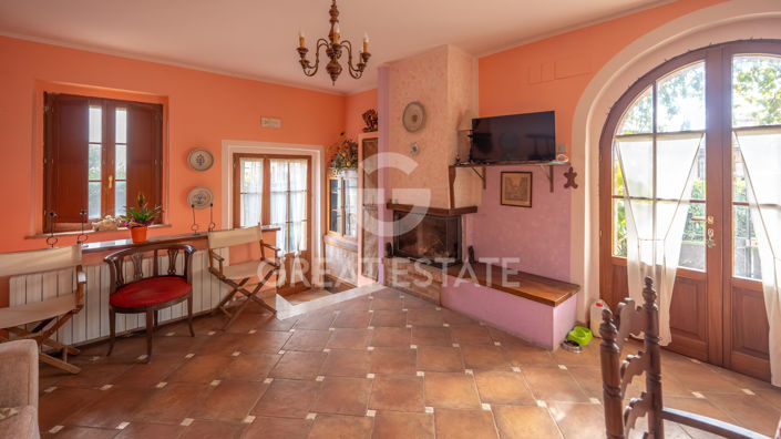 Image No.35-10 Bed Country House for sale