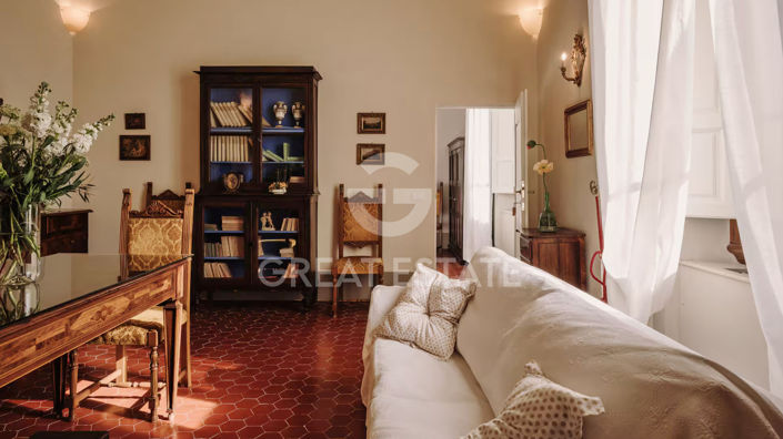 Image No.25-10 Bed Country House for sale