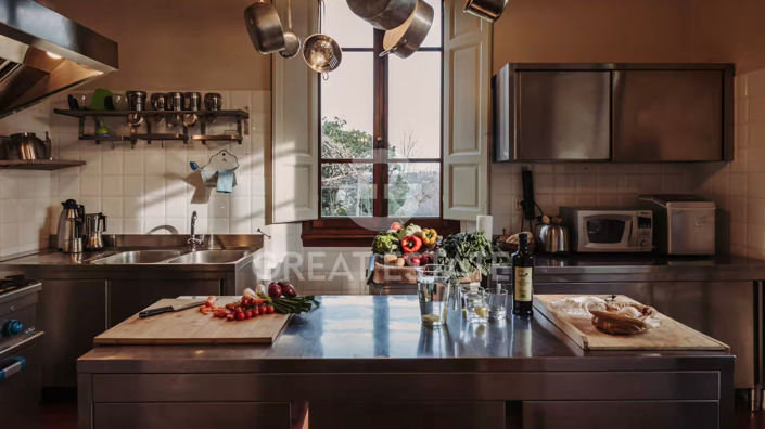 Image No.28-10 Bed Country House for sale