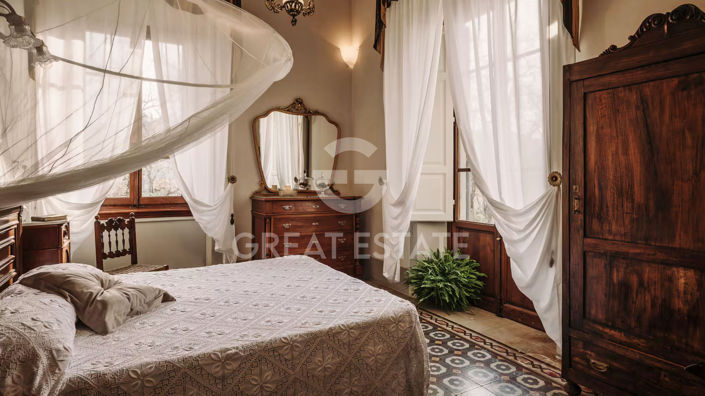 Image No.29-10 Bed Country House for sale