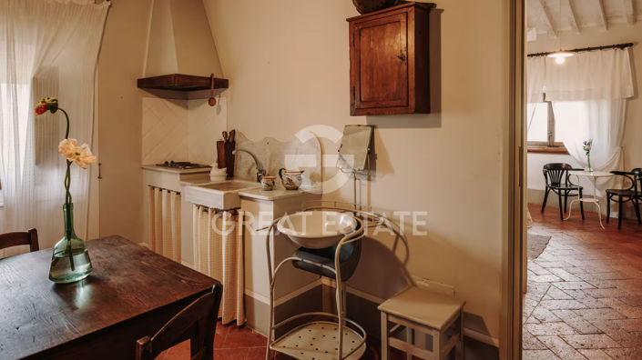 Image No.38-10 Bed Country House for sale