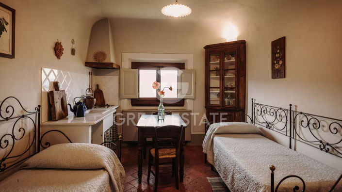 Image No.39-10 Bed Country House for sale