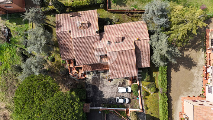 Image No.10-3 Bed Country House for sale