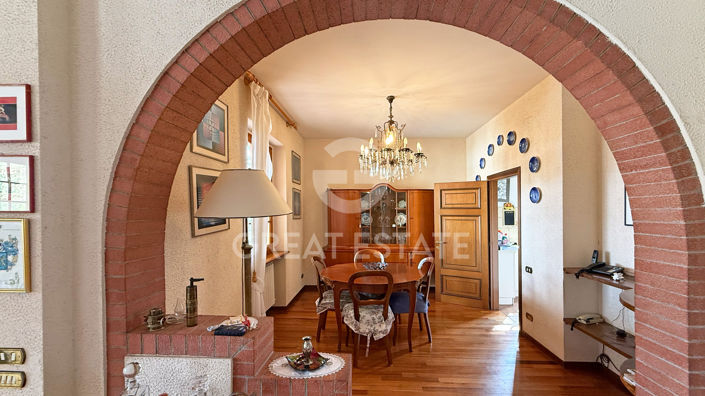 Image No.12-3 Bed Country House for sale