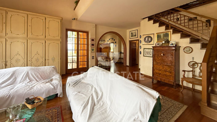 Image No.14-3 Bed Country House for sale
