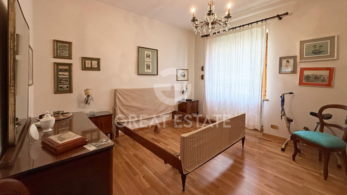 Image No.17-3 Bed Country House for sale